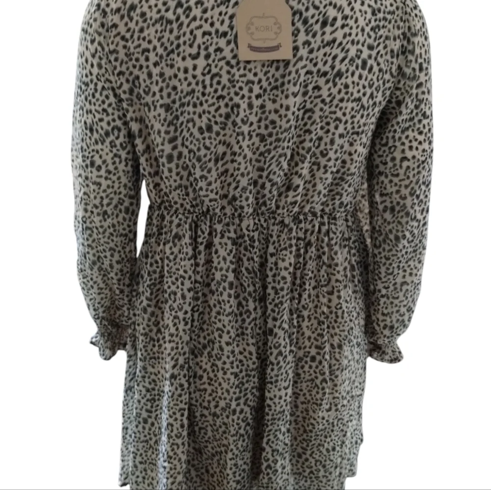 Kori Women's Leopard‎ Print Chiffon Boho  Flowy Smocked Dress size M Semi Sheer